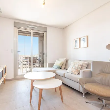 Corcega Sunrise شقة