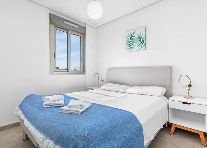 Corcega Sunrise Apartament *