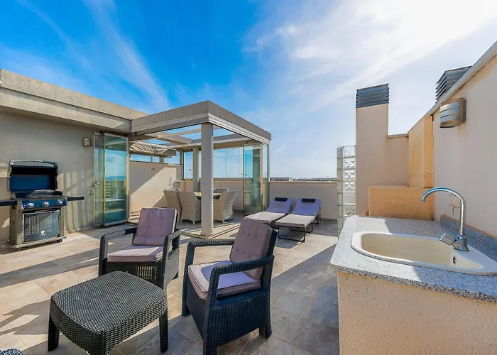 Corcega Sunrise Apartament